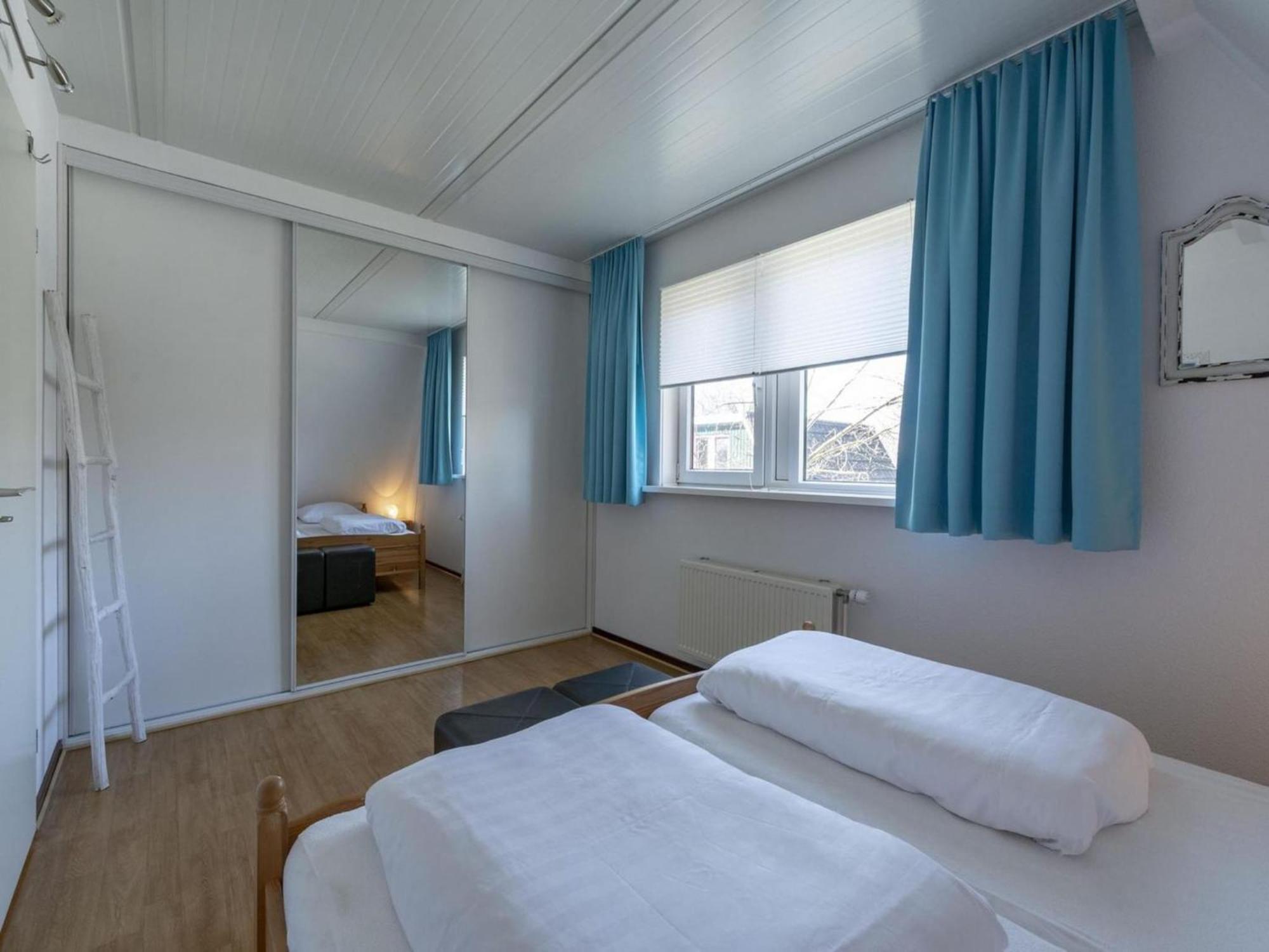 Holiday Home With Pool By The Sea Sint Maartensvlotbrug Екстериор снимка
